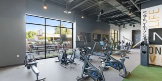 Student Housing - Yugo Urbana Illinois Gallery 20