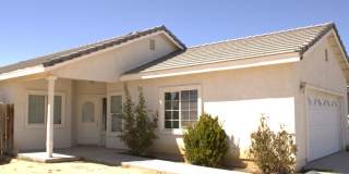 Charming Single-Family Home in Prime Location! Gallery 3