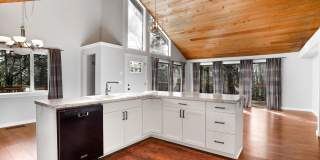 2195 Crozer St Nw Gallery 1