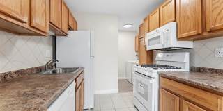 15588 Dupage Boulevard Gallery 6