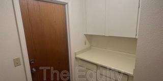 5936 West Oak Avenue Gallery 6