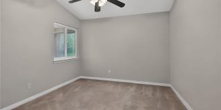 1056 Kennebunk Circle Gallery 19