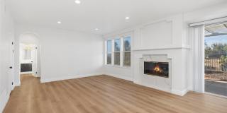 2 Crystalglen Gallery 17