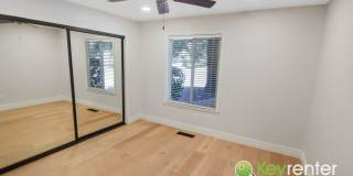 Beautiful 4 Bed / 3 Bath Bollinger Hills Home with Gorgeous Remodeled Kitchen! Gallery 17