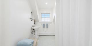 9 White Terrace Gallery 38