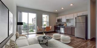 700 East Gallery 25