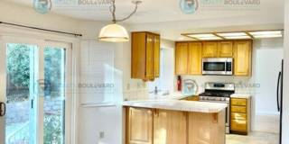 Well-Appointed 4BR Home with Open Floorplan & Expansive Yard Gallery 9