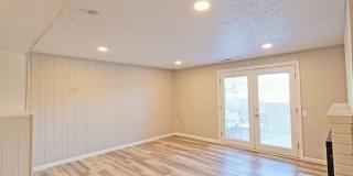 Spacious 3-Bedroom Condo with Finished Basement & Private Fenced Yard! Gallery 24