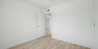 935 W SANTA CRUZ Drive Gallery 16