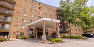 The Flats at Fox Hill Gallery 38