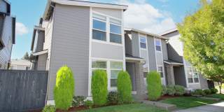 Gorgeous 4 Bed/2.5 Bath House in Recently Developed Hillsboro Community Gallery 1
