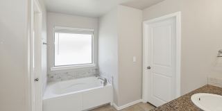 7207 Mercury Gallery 16