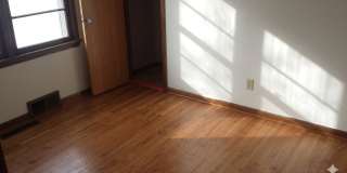 Beautiful 4 Bedroom 2 Bathroom Home Gallery 9