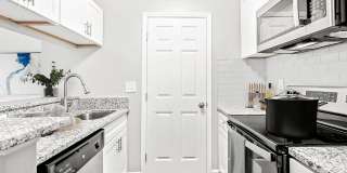 Affordable Housing - Paces Pointe Apartment Homes Gallery 60