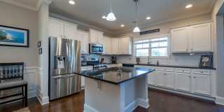 Rare Lake Murray rental located in Lexington! Fully Furnished 6 month lease Gallery 13