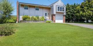 156 Soundview Drive Gallery 1