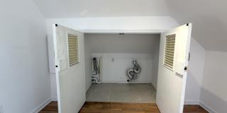 69 Dudley Street Gallery 17