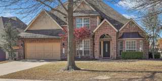 Spacious 4BR 4BA House in Tulsa Gallery 1