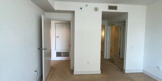 Experience upscale living in Downtown San Diego with great views. This is a must see! Gallery 38