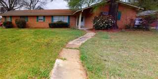 3252 CHELTENHAM Drive Gallery 1