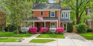 1812 BRISBANE Street Gallery 1