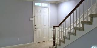 Gorgeous Updated 2BR 3BA Town house Gallery 3