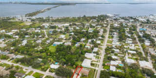 3317 NE Jeannette Dr Gallery 1