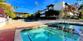 The Ray Apartments Gallery 3