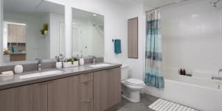 550 Harborfront Gallery 16