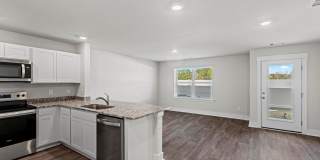 Brand New Townhome- Bike to the beach!!! **MOVE-IN SPECIAL** Gallery 6