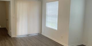 Lexington Place - 1017 Gallery 1