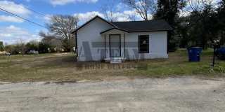 Charming 2 Bedroom 1 Bathroom home in Trinidad Tx Gallery 1