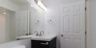 4 Bedroom Townhome for Rent in Normal! Gallery 18