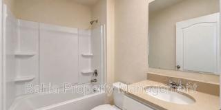 869 Ambleside Dr Gallery 14