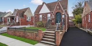 2096 Lentz Ave Gallery 1