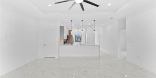 1236 NW 25th Place Gallery 5