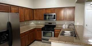 Summerlin 2 Bedroom Condo Gallery 8
