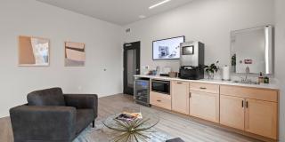 The Oliveen Gallery 26