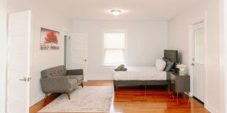 Huge 5 Bedroom House 5 minutes away from Yale! Huge 5 Bedroom House 5 minutes away from Yale! Gallery 17
