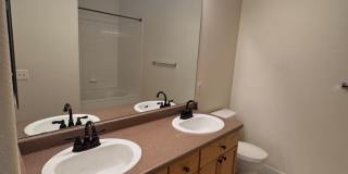 SW Littleton Top Floor Condo with Mountain Views! Gallery 26