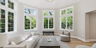 1110 W VALLEY Road Gallery 1