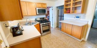 Charming and Sunlight 3BD, 1 BA in the Quaint DC Suburb of Mount Rainer, MD!!! Gallery 12