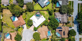 2715 MONTAGUE COURT E Gallery 54