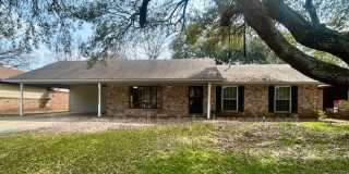 2320 Melrose Ave Gallery 1