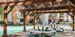 Clayton Pointe Gallery 32