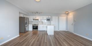 7316 40th Street Gallery 2