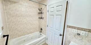 53 WILLIAMS AVE Gallery 10