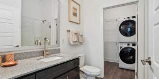 Link Apartments® NoDa 36th Gallery 8