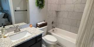 4-Bedroom House for Rent in Temple Gallery 22
