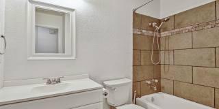 5623 Fountainwood Dr Gallery 21